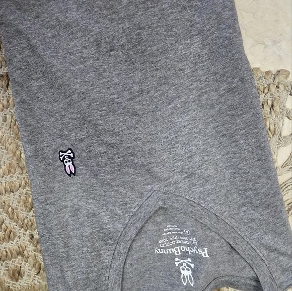 Psycho Bunny V-Neck T-Shirt Gray size 6 - Picture 4 of 4